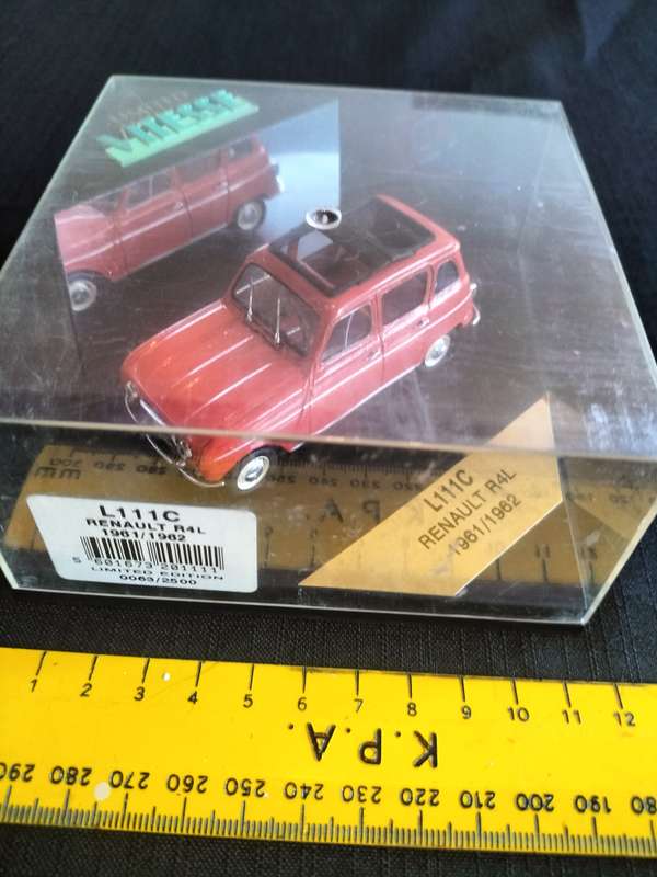 Vintage Vitesse Limited Edition - L111C Renault R4L 1961- 1962