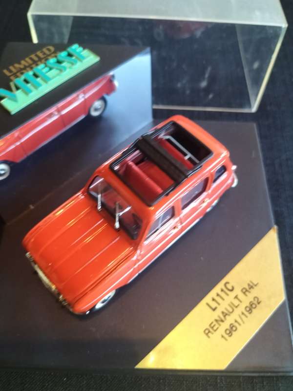 Vintage Vitesse Limited Edition - L111C Renault R4L 1961- 1962