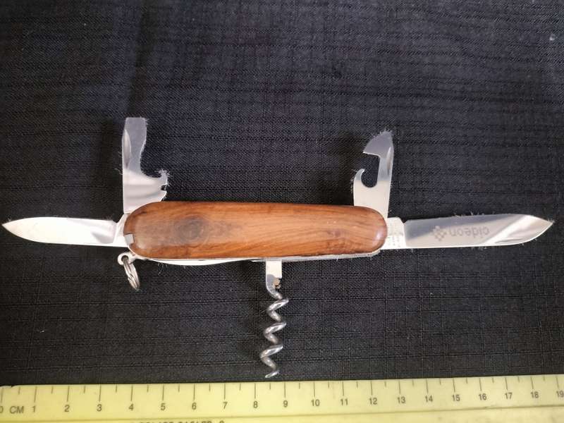 Stunning Victorinox Evolution Swiss Made Stainless Steel Pocket Knife - Good Condition