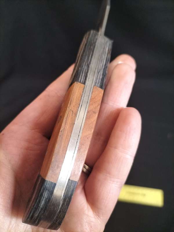 Beautifull Pocket Folding Knife With Wooden Handle - Good Condition