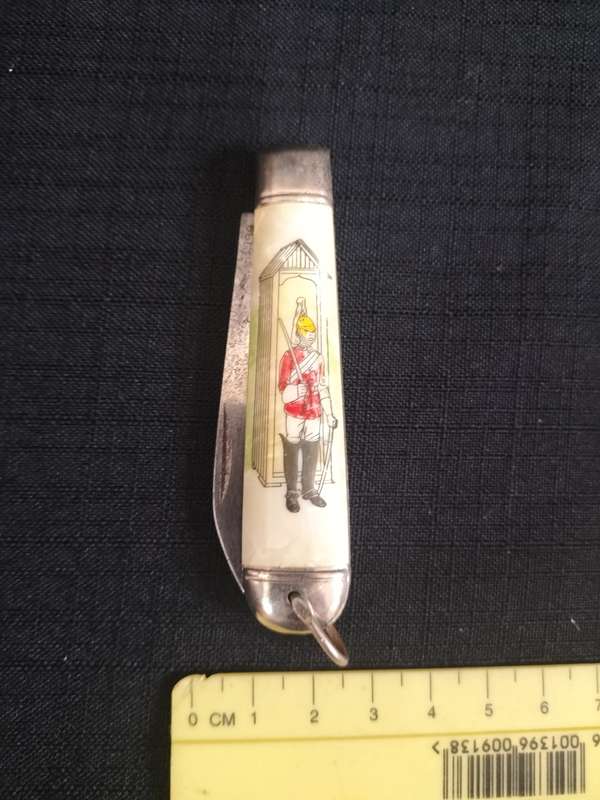 Beautiful Vintage Richards Sheffield England Folding Knife With British Soldier on Handle