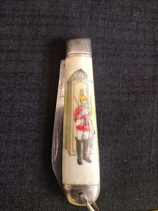 Beautiful Vintage Richards Sheffield England Folding Knife With British Soldier on Handle