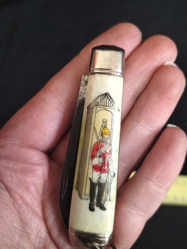 Beautiful Vintage Richards Sheffield England Folding Knife With British Soldier on Handle