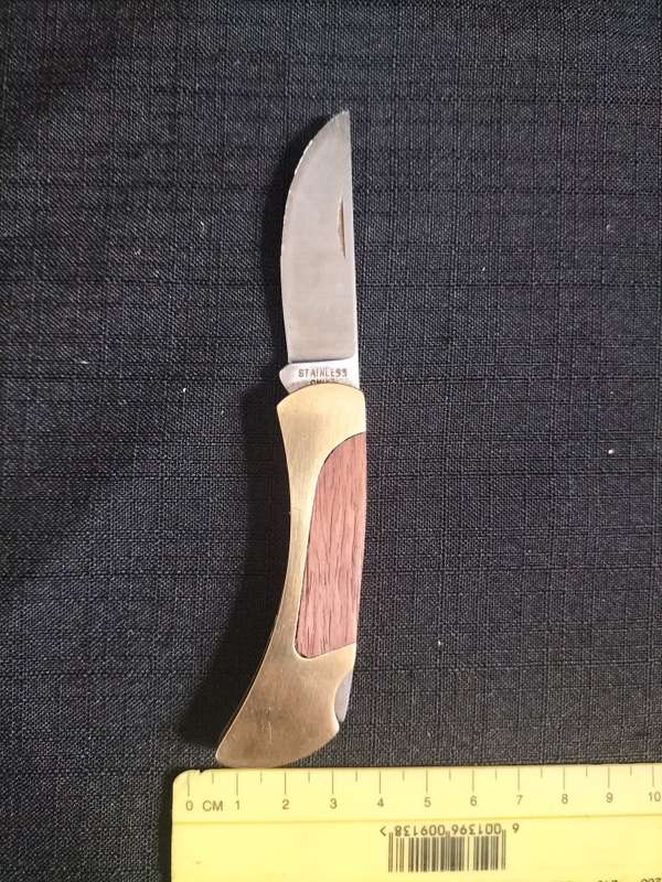 Beautiful Stainless Steel Single Blade Folding Pocket Knife with Brass and Wooden Handle