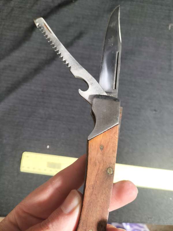 Beautiful Stainless Steel With Two Blade Folding Pocket Knife with Wooden Handle