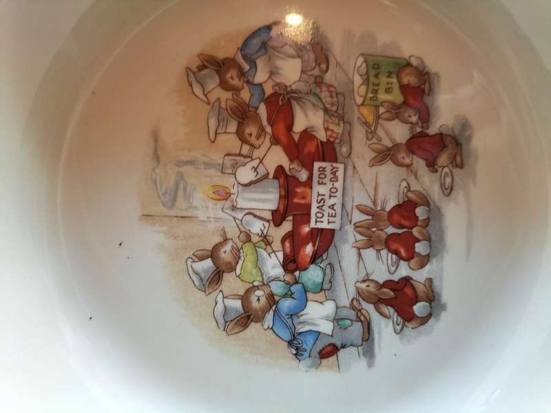Beautiful Vintage Royal Doulton Bunnykins  - Hot Water Warming Bowl With a Lid- Toast For Tea Day