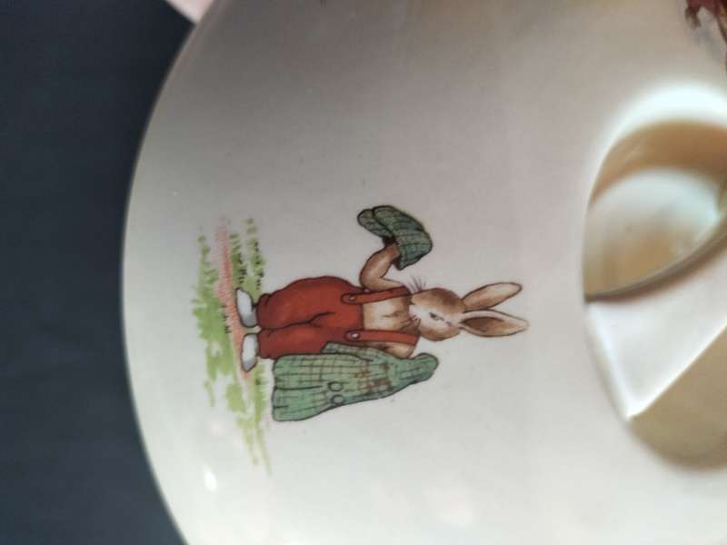 Beautiful Vintage Royal Doulton Bunnykins  - Hot Water Warming Bowl With a Lid- Toast For Tea Day