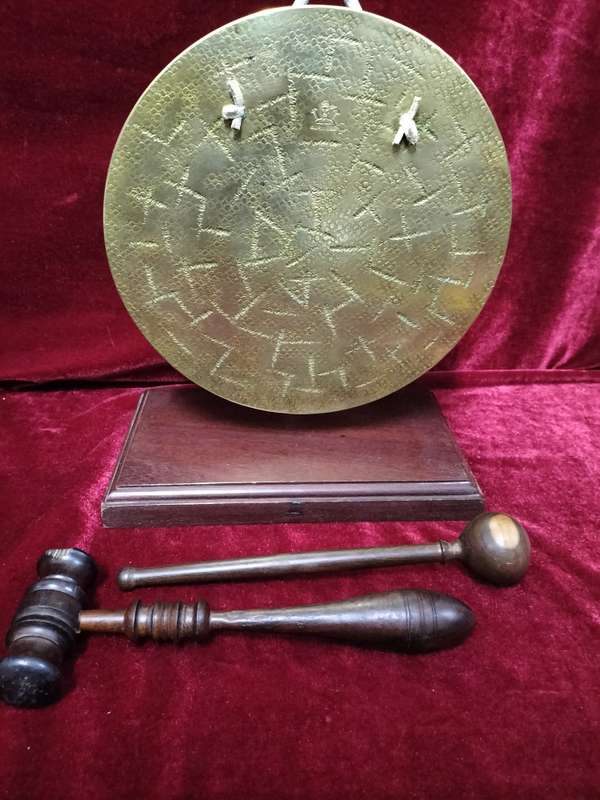 Antique Vintage Brass Burmese Dinner Gong On Wooden Stand With A Gavel And Mullet. - Good Condition