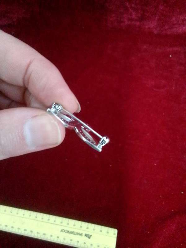 Beautiful 925 Sterling Silver Butterfly- Shaped Brooch With Small Clear Stones - 5.0 Gram