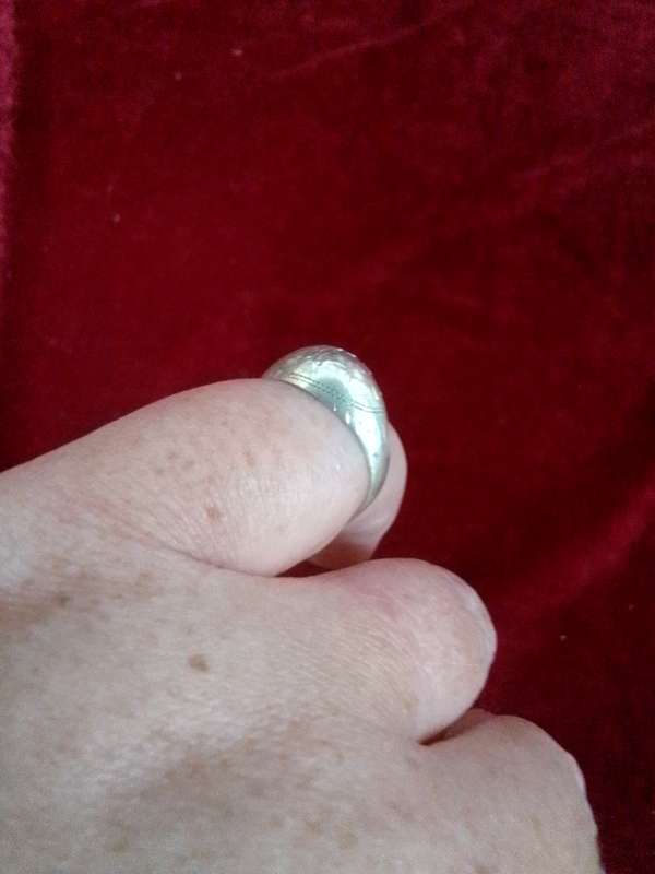 Beautifull Vintage Sterling Silver 925 Engraved Patern Ring - 2.0 g