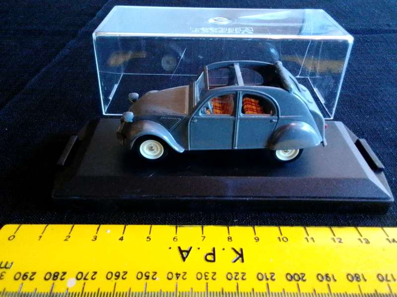 Vintage Vitesse La Collection 525 . 2 - Citroën 2CV 1955