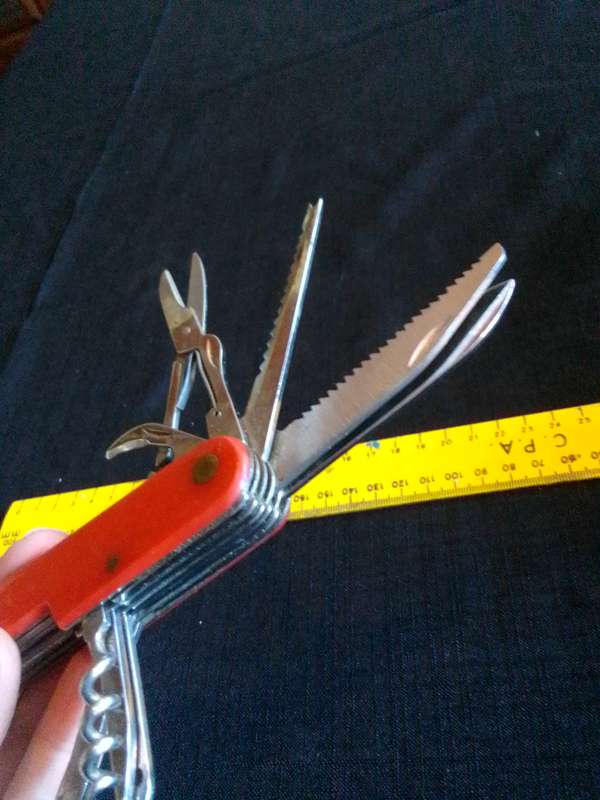 Stunning Stainless Steel Multi Function Knife And Tool Set - Made in China