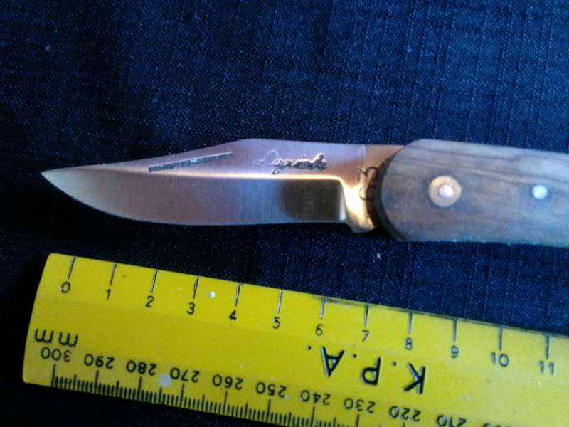 Stunning Laguiole ( 63) Pocket Knife with Wooden Handle in Excellent Condition L: 170 mm