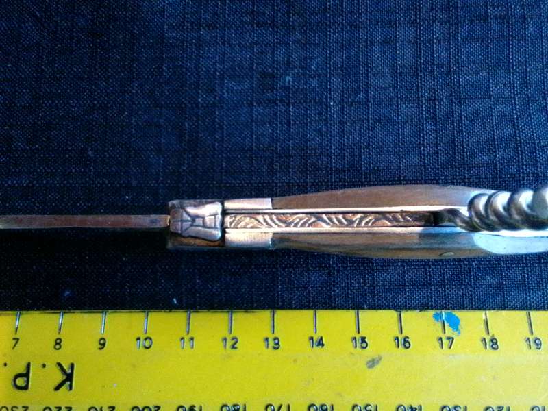 Stunning Laguiole Pocket Knife with Wooden Handle in Excellent Condition L:200m