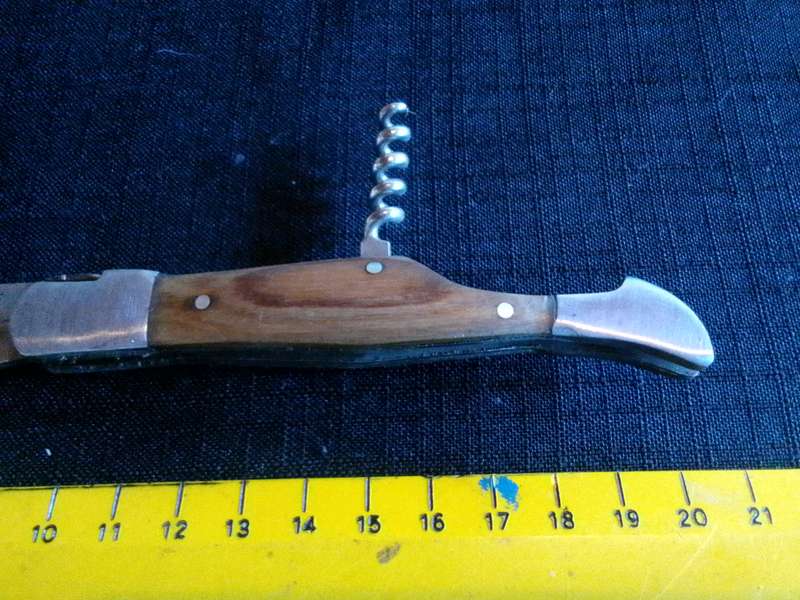 Stunning Laguiole Pocket Knife with Wooden Handle in Excellent Condition L:200m