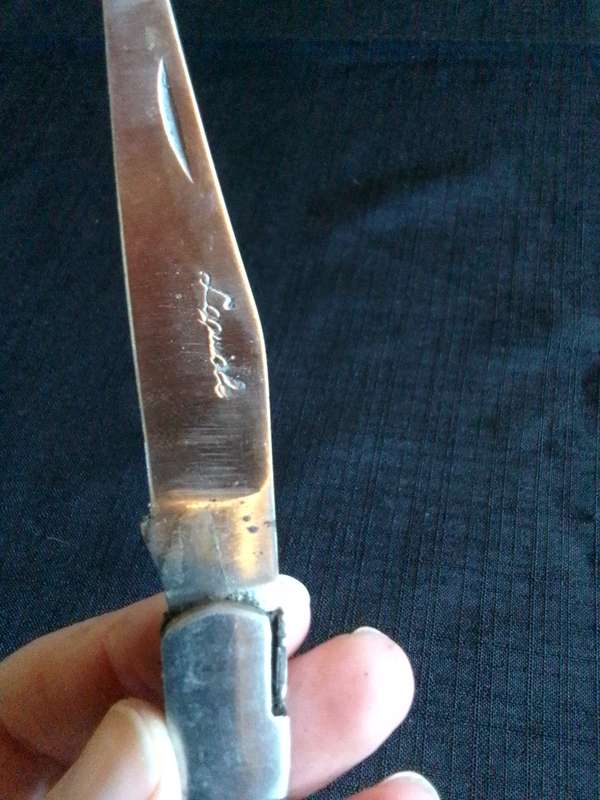 Stunning Laguiole Pocket Knife with Wooden Handle in Excellent Condition L:200m