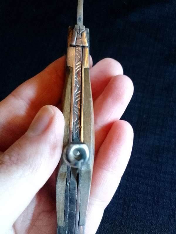 Stunning Laguiole Pocket Knife with Wooden Handle in Excellent Condition L:200m