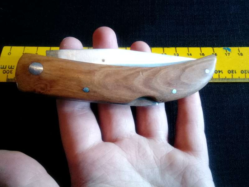 Beautiful Pocket Knife with Wooden Handle in Excellent Condition L:205mm