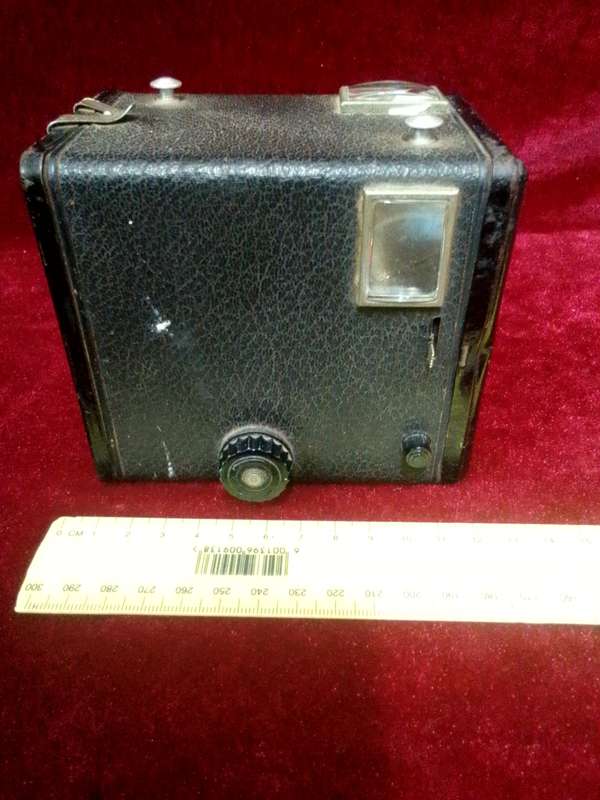 Stunning Vintage Kodak Six -20 Brownie C-Roll 620 Film Box Type Camera-Made England By Kodak Limited