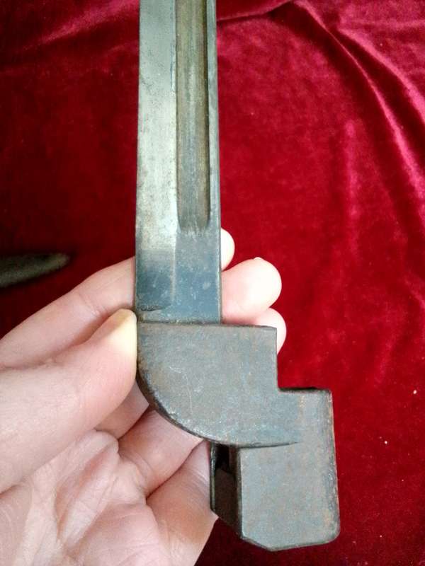 Vintage British No 9 Bayonet with Metal Scabbard