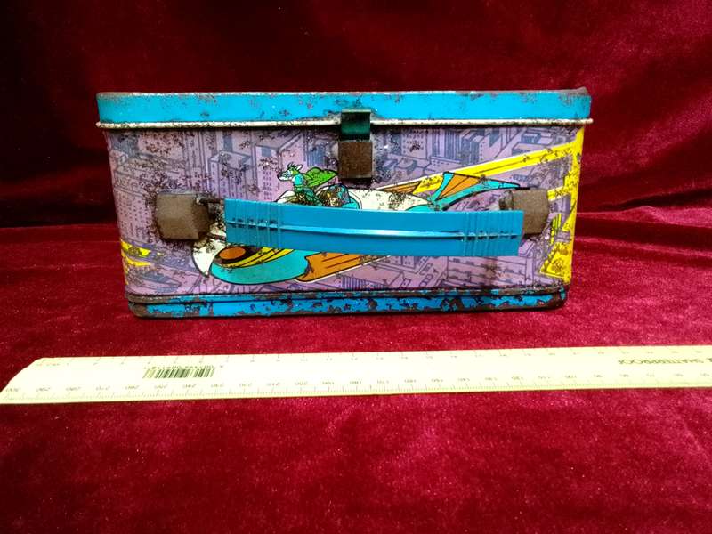 Vintage 1976 Dynomutt Dog Wonder Metal Lunchbox Featuring Characters From The Hanna-Barbera Cartoon
