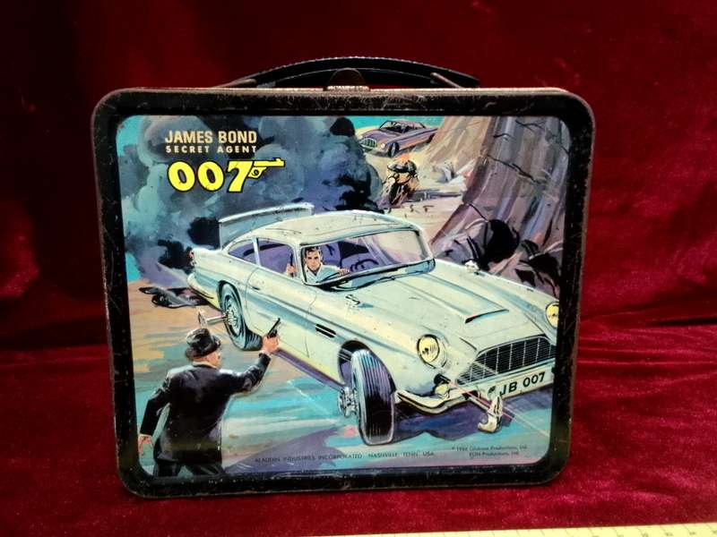 Very Rare Vintage 1966 James Bond 007 Metal Lunchbox