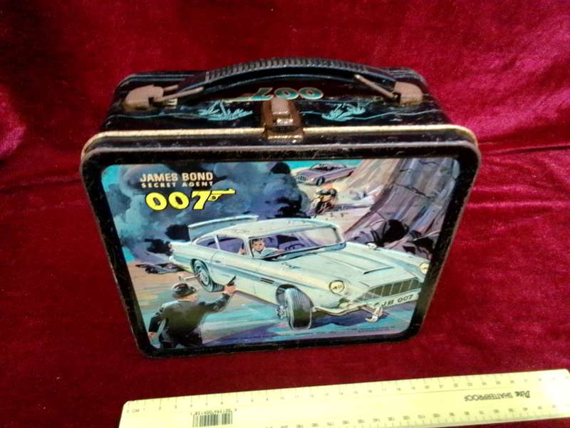 Very Rare Vintage 1966 James Bond 007 Metal Lunchbox