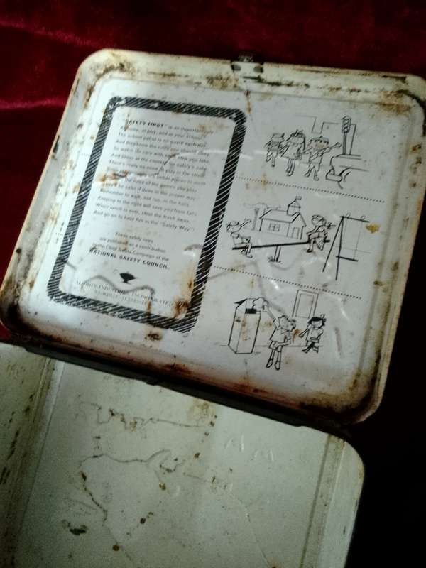 Very Rare Vintage 1966 James Bond 007 Metal Lunchbox