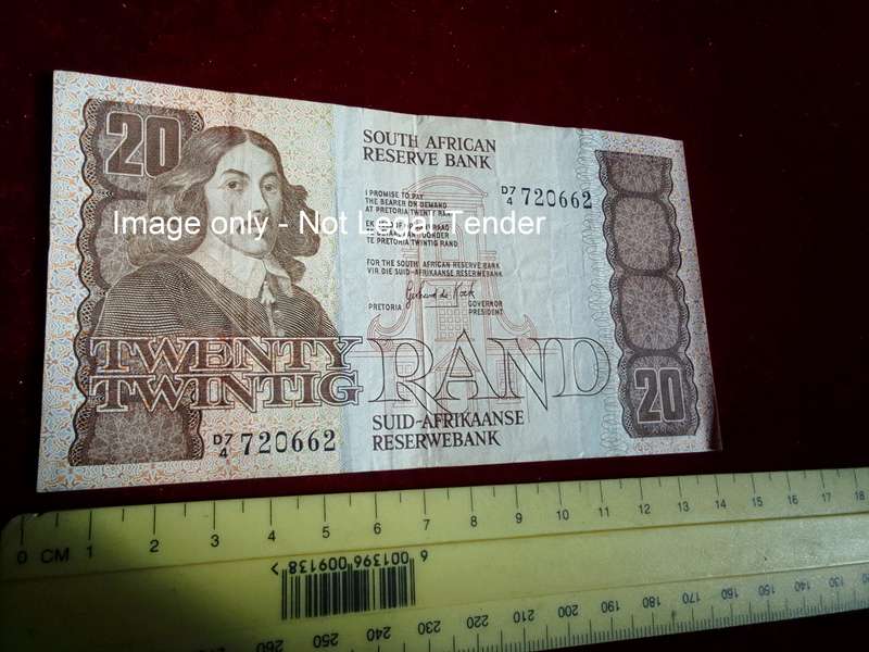 Republic Of South Africa Twenty Rand Note Serial Number 720662- Gerhard De Kock - Good Condition