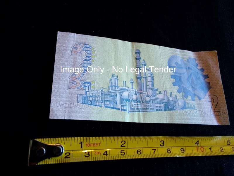Republic Of South Africa Two Rand Note Serial Number GB0392202- Gerhard De Kock- Good Condition