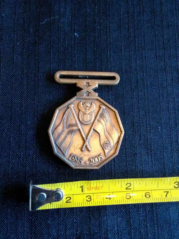 South African Police Service Ten Year Commemoration Medal