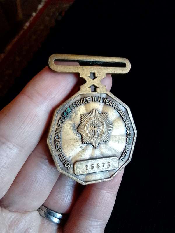 South African Police Service Ten Year Commemoration Medal