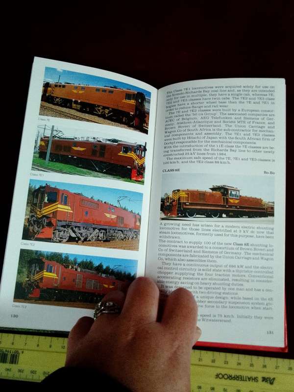 Locomotive Of South Africa Railways :A Concise Guide- David E. Bourne and Leith Paxton