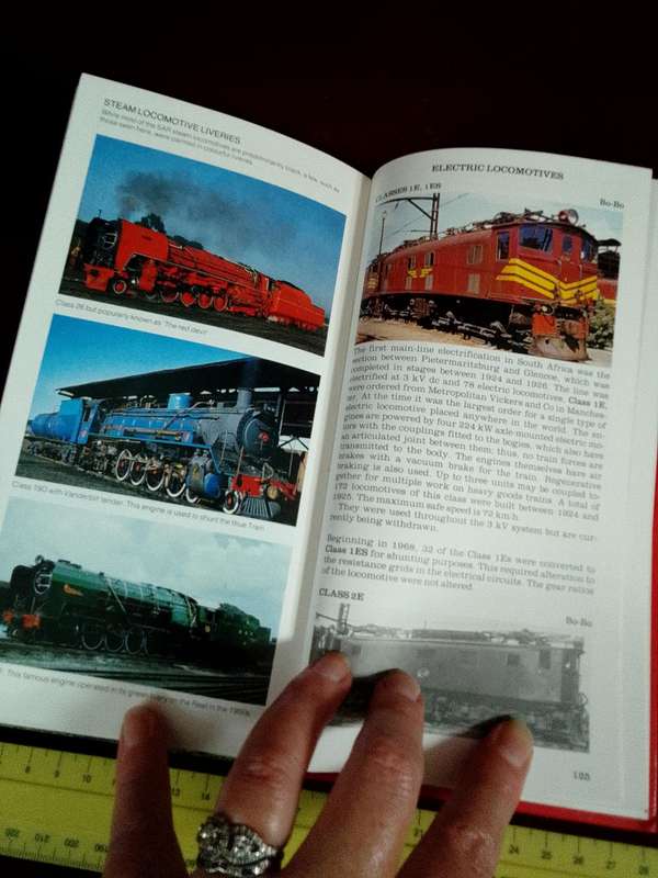 Locomotive Of South Africa Railways :A Concise Guide- David E. Bourne and Leith Paxton