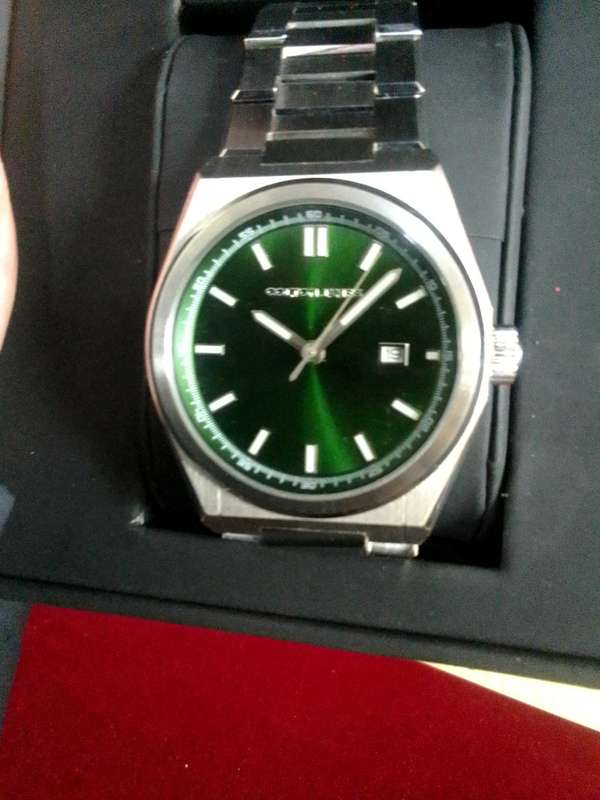 Stunning Colton James Premium Marverick Mens Wrist Watch - Quartz Version - Silver / Emerald Green