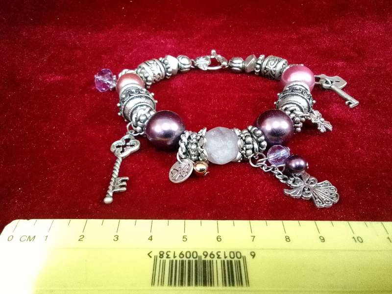 Beautiful Silver Tone Bracelet With Charms And Metal lined Beads Purple and Pink-Excellent Condition