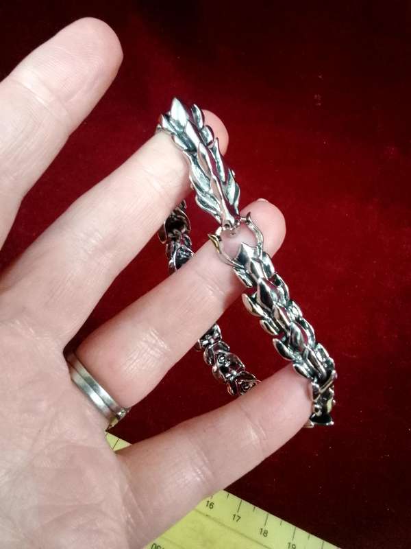 Stunning Mens Dragon Design Silver Coloured Bracelet - Excellent Condition