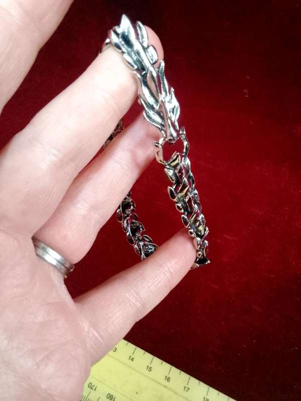 Stunning Mens Dragon Design Silver Coloured Bracelet - Excellent Condition