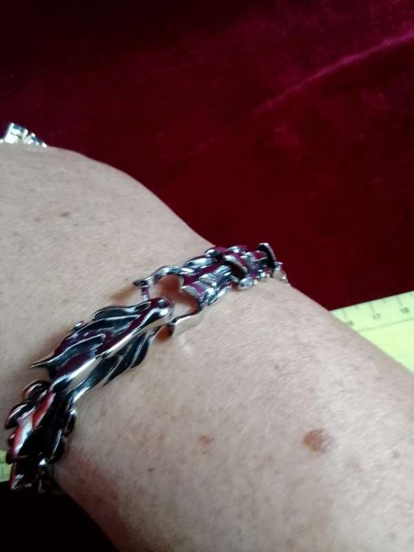 Stunning Mens Dragon Design Silver Coloured Bracelet - Excellent Condition