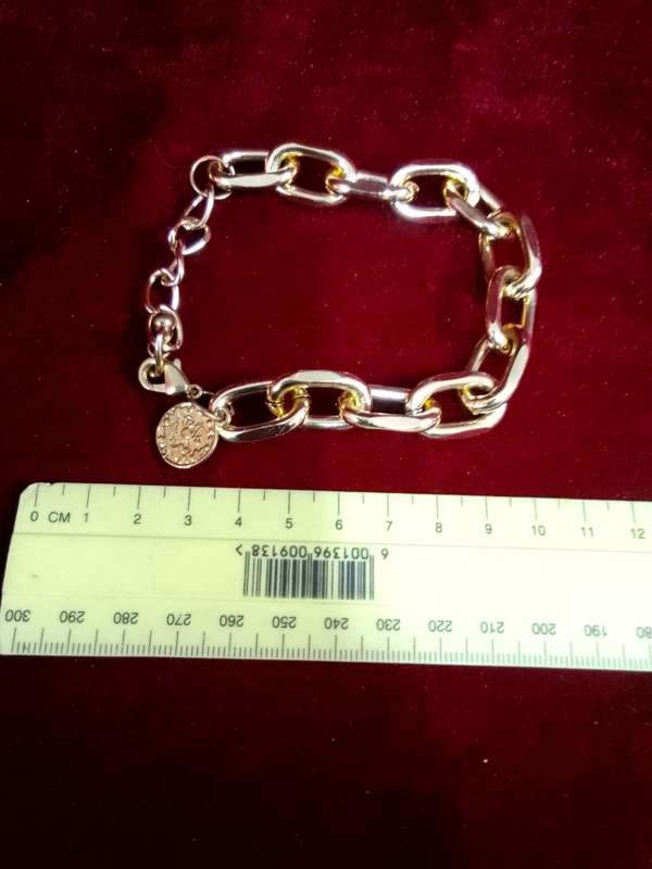 Beautiful Gold Coloured Large Link Bracelet -  Excellent Condition
