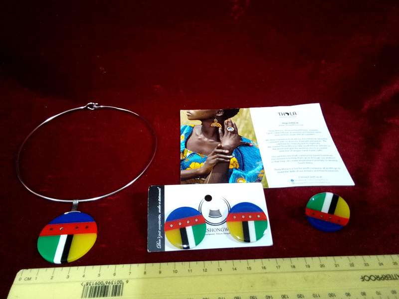 Beautiful Lashongwe Contemporary African Designs -Earrings, Necklace, Ring Set -Excellent Condition