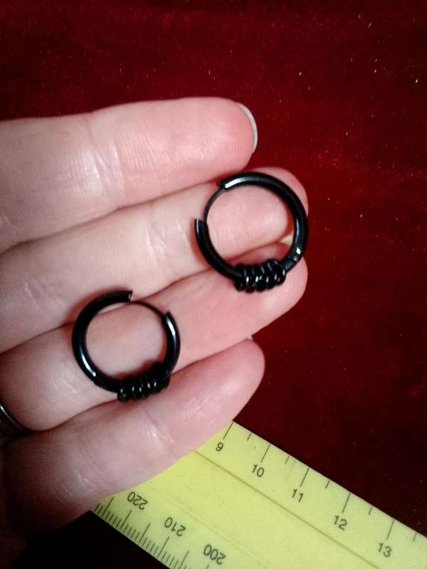 Beautiful Black Punk Goth Mens Hoop Ear Cuff Stainless Steel Earings - Excellent Condition
