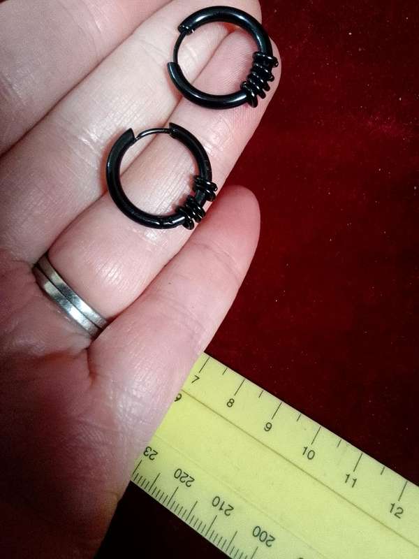 Beautiful Black Punk Goth Mens Hoop Ear Cuff Stainless Steel Earings - Excellent Condition