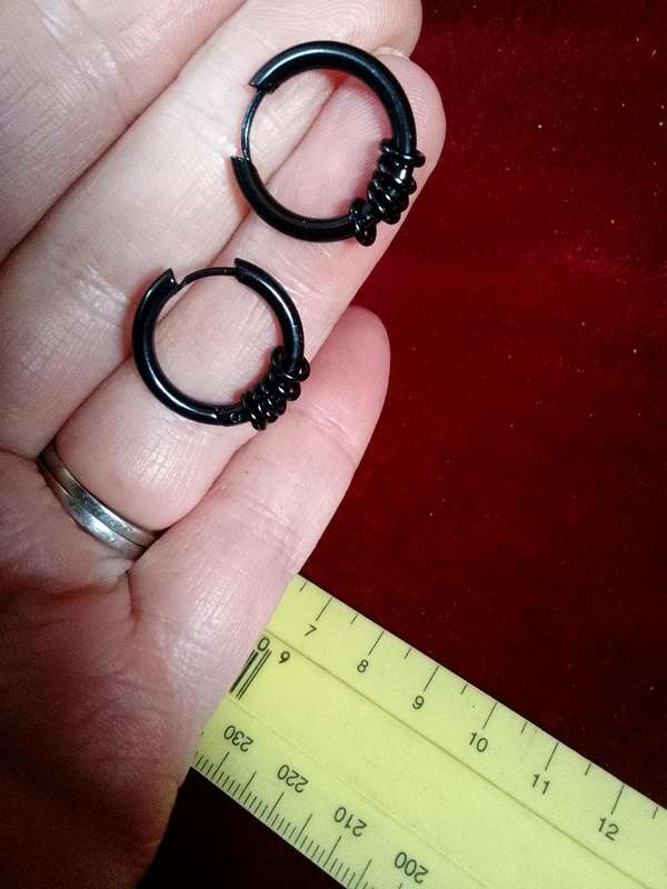 Beautiful Black Punk Goth Mens Hoop Ear Cuff Stainless Steel Earings - Excellent Condition