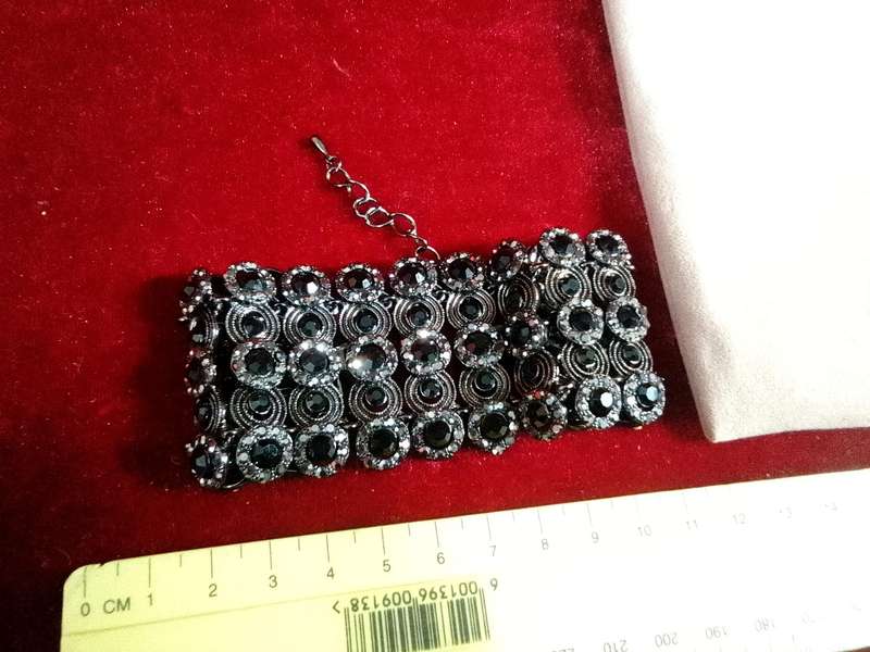 Stunning Womans Black Multi Layer Wide Strech Crystal Bracelet -  Excellent Condition