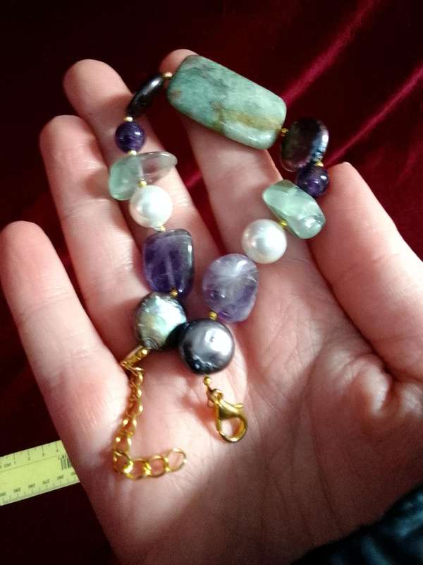 Beautiful Stone Bracelet -  Labradorite , Amethyst And Pearl Bracelet - Keira Ann- Good Condition