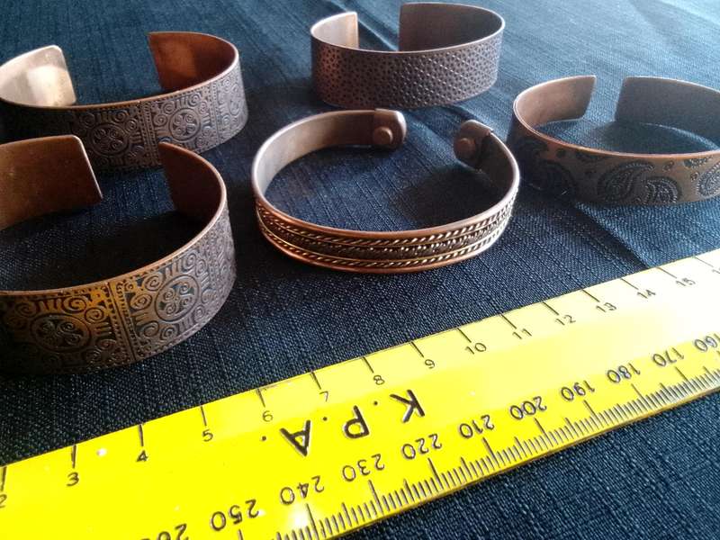 Beautiful Collection Of Five Engraved Copper Coloured Bangles - Excellent Condition