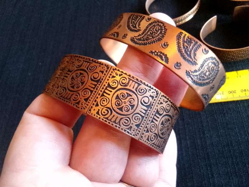 Beautiful Collection Of Five Engraved Copper Coloured Bangles - Excellent Condition