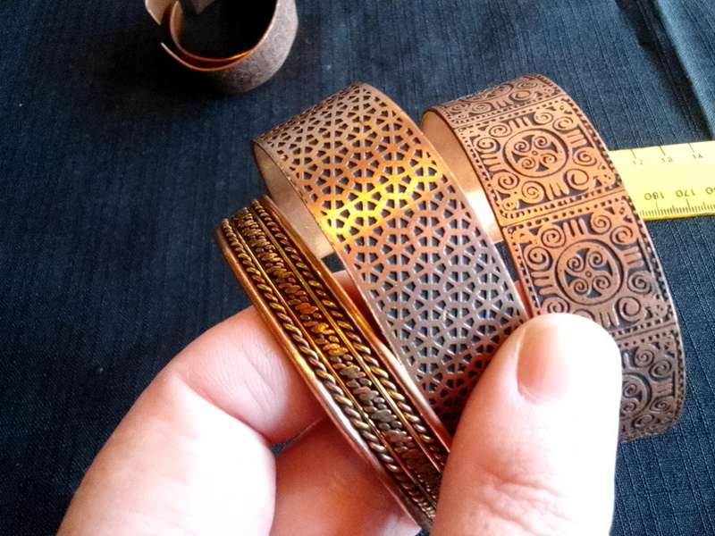 Beautiful Collection Of Five Engraved Copper Coloured Bangles - Excellent Condition