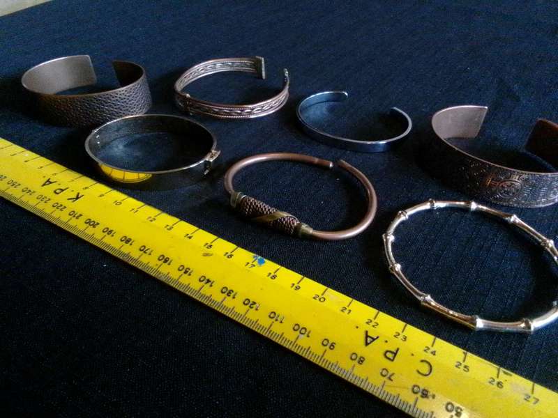 Beautiful Collection Of Seven Engraved Bangles - Excellent Condition